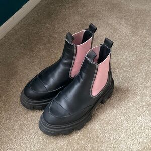 Ganni Chelsea Boots